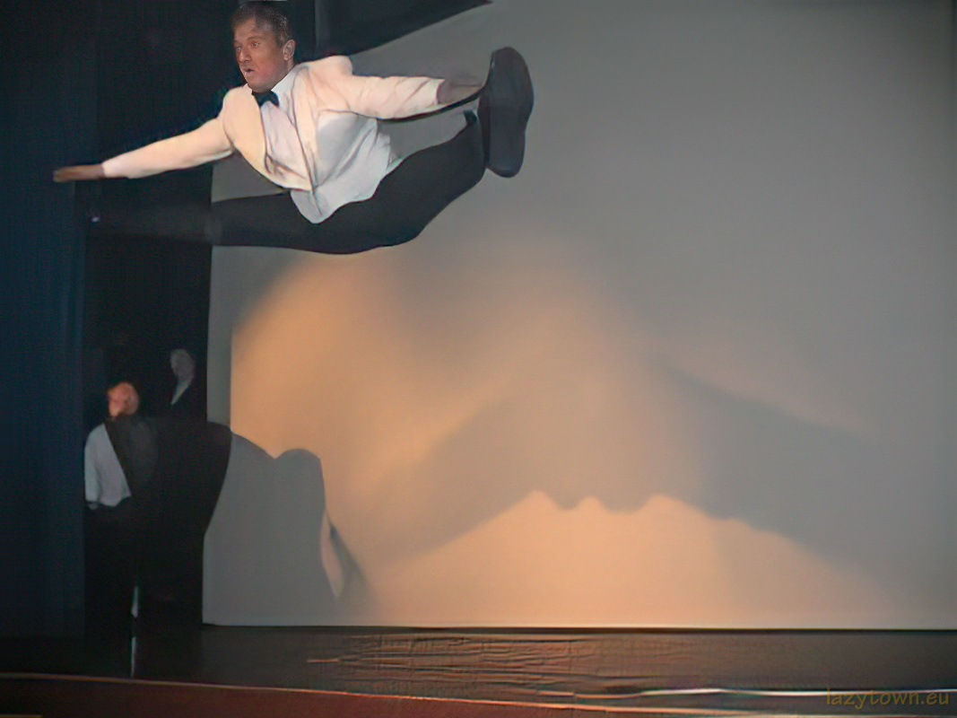 2004 1115 theatre exposition diner 01