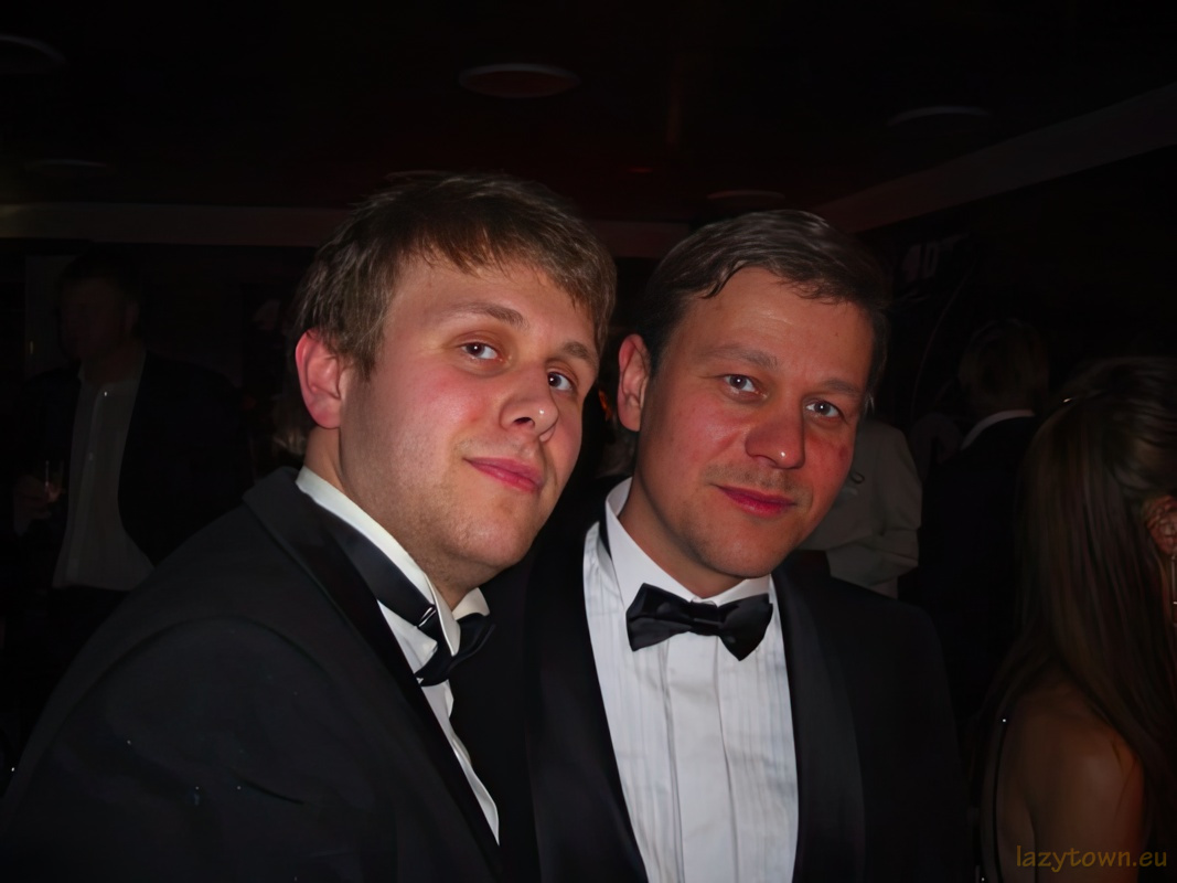 2004 1115 theatre exposition diner 14