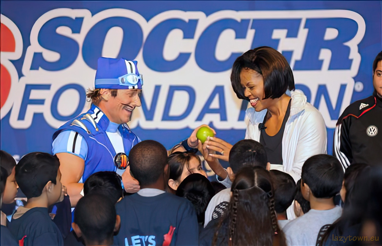 2010 0305 sportacus visit obama 02