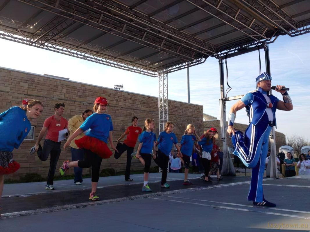 2014 0427 fayetteville arkansas heart walk 07