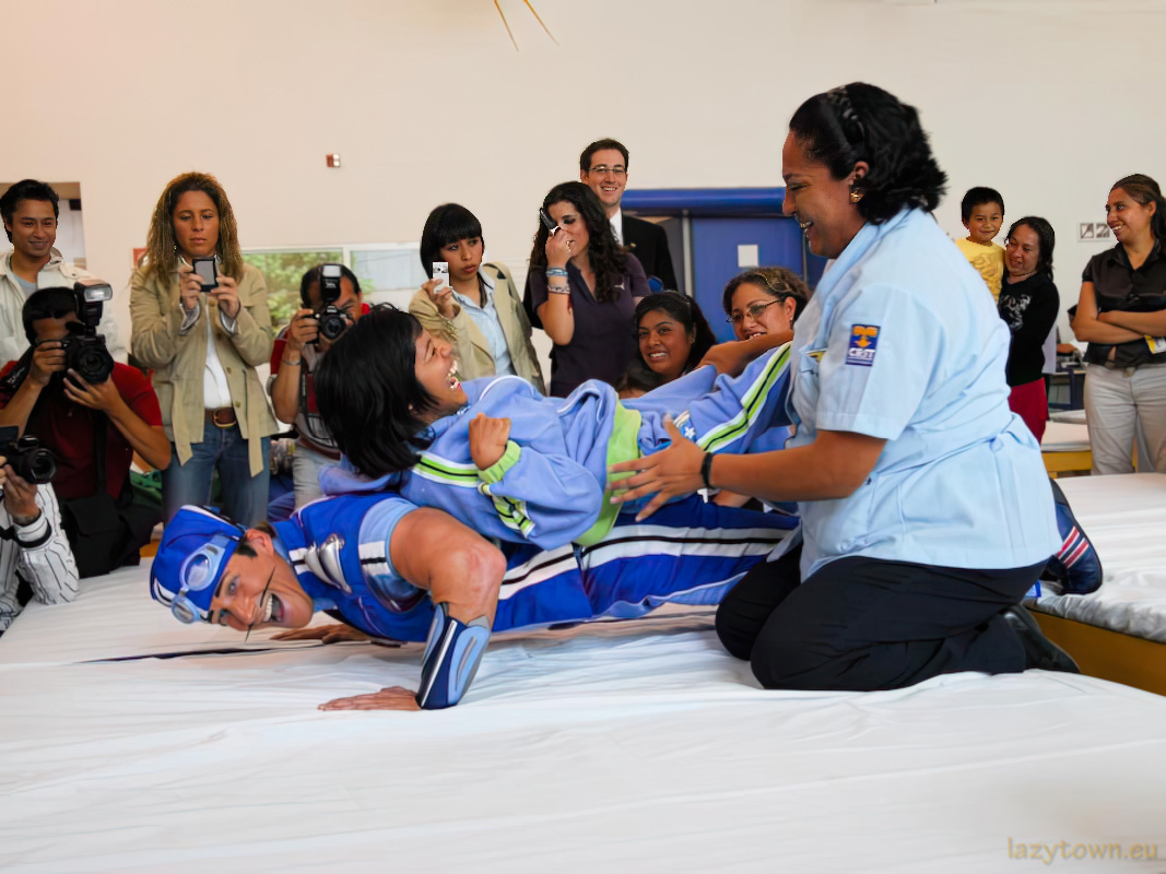 2010 sportacus (magnus) with disbled kids 23