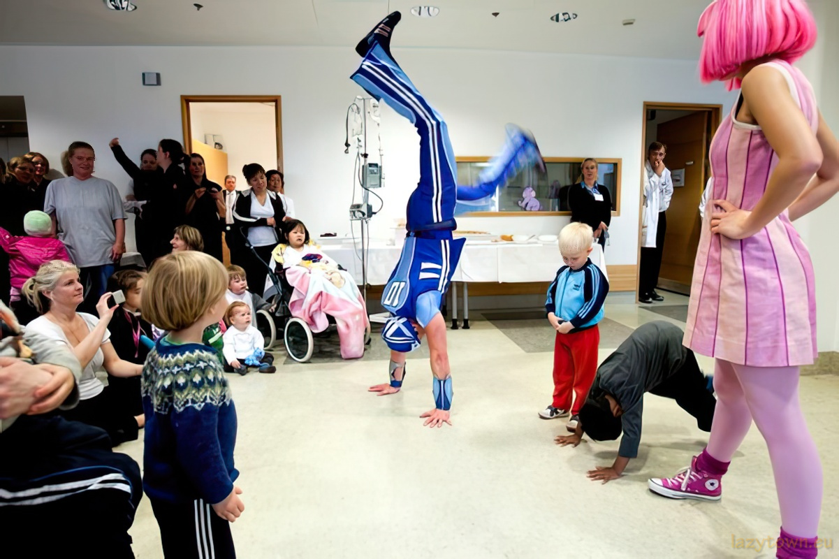 2011 0930 latibaer to hospital (spitala) 08