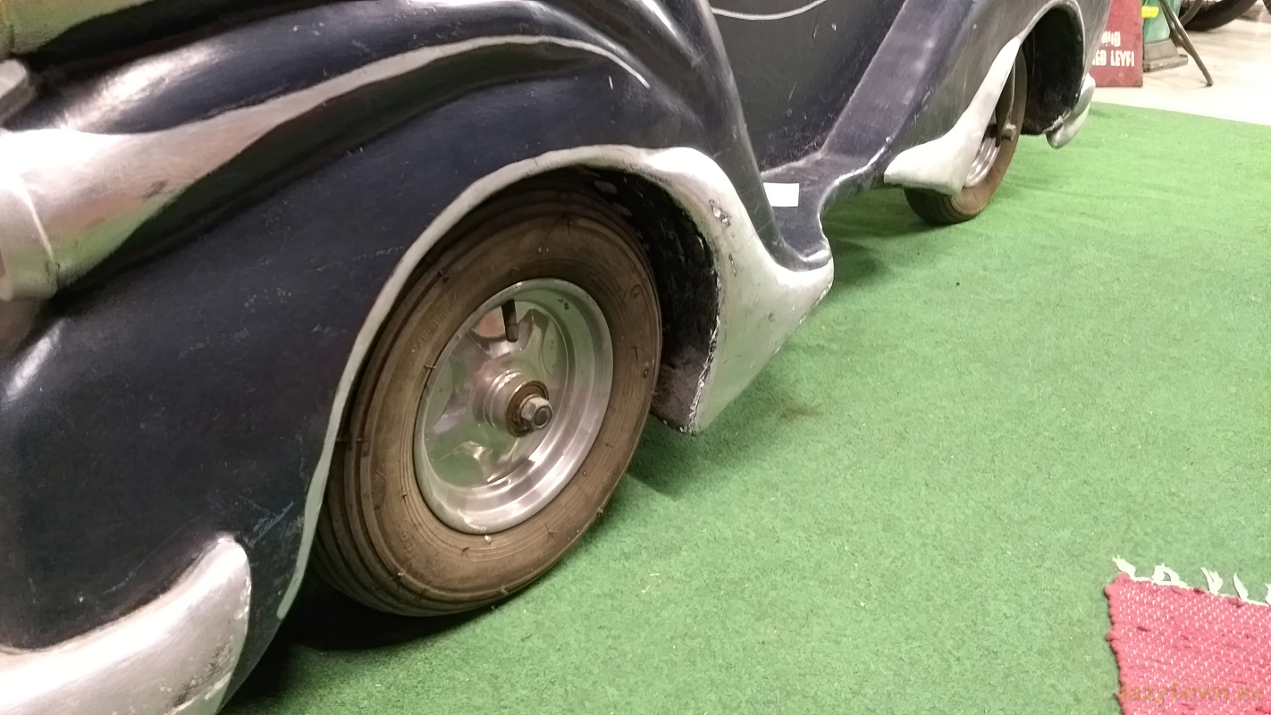 Lazytown museum borgames HDR 040