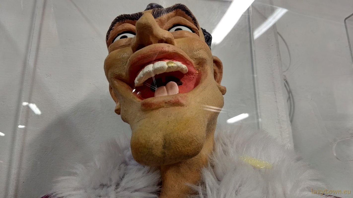 Lazytown museum borgames HDR 096