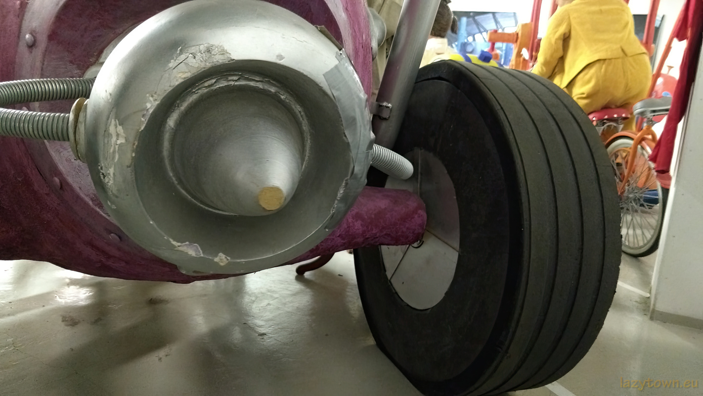 Lazytown museum borgames HDR 138