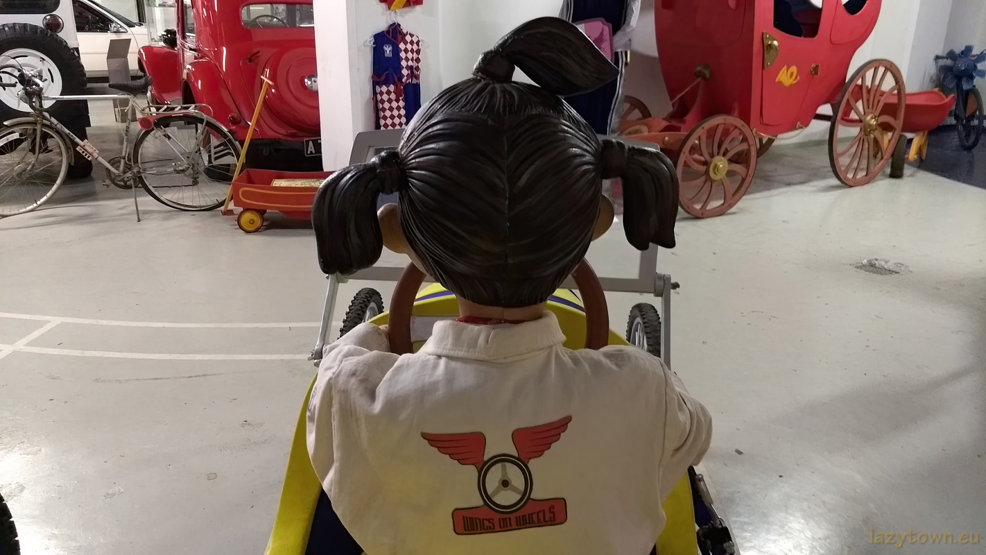 Lazytown museum borgames HDR 145