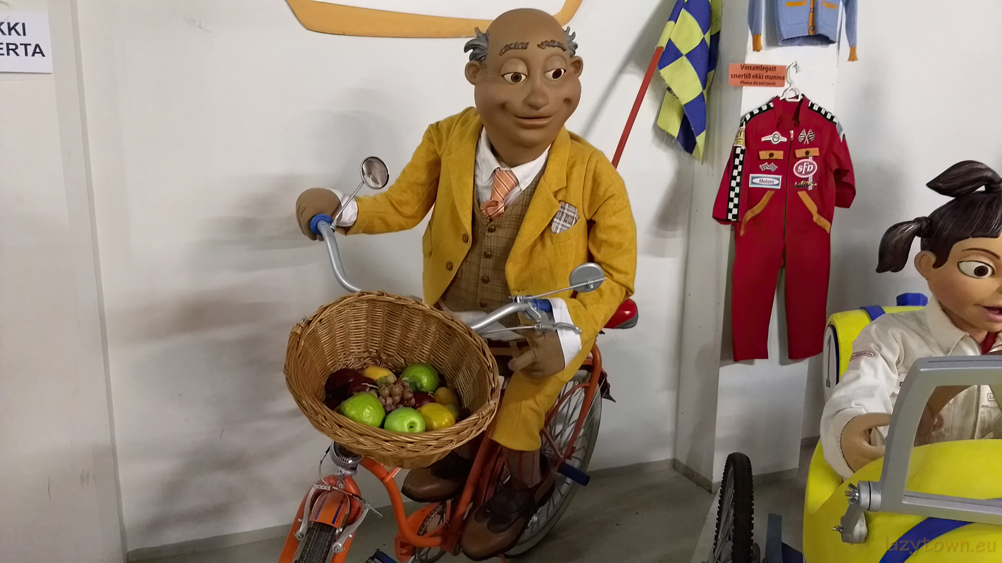 Lazytown museum borgames HDR 174