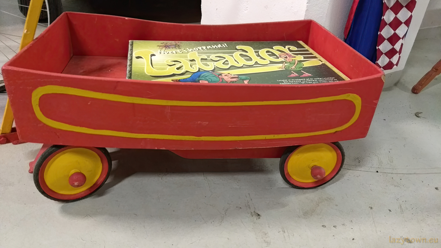 Lazytown museum borgames HDR 197