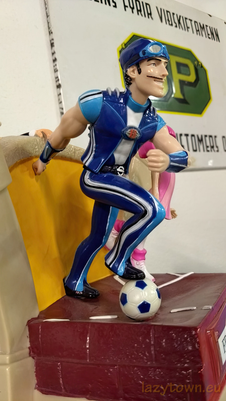 Lazytown museum borgames HDR 269