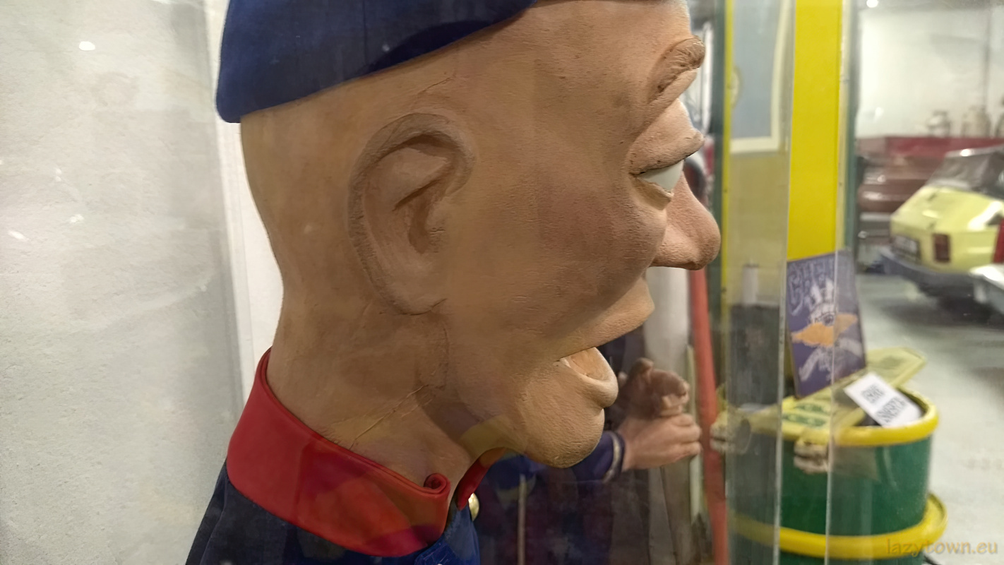 Lazytown museum borgames HDR 276