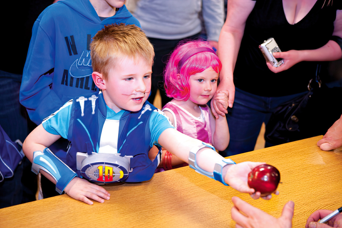 2010 0825 asda event 05