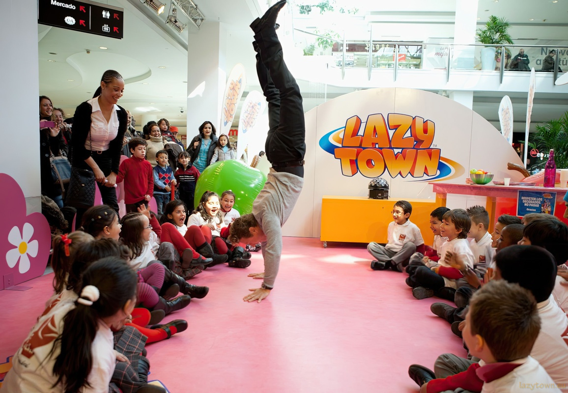 2012 0223 children workshop at la vaguada madrid 12 