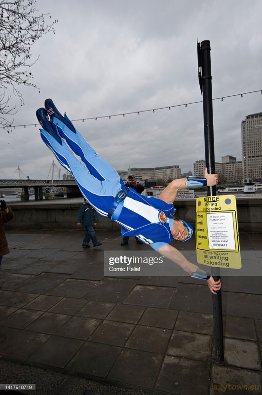 Sainsbury mile run 03