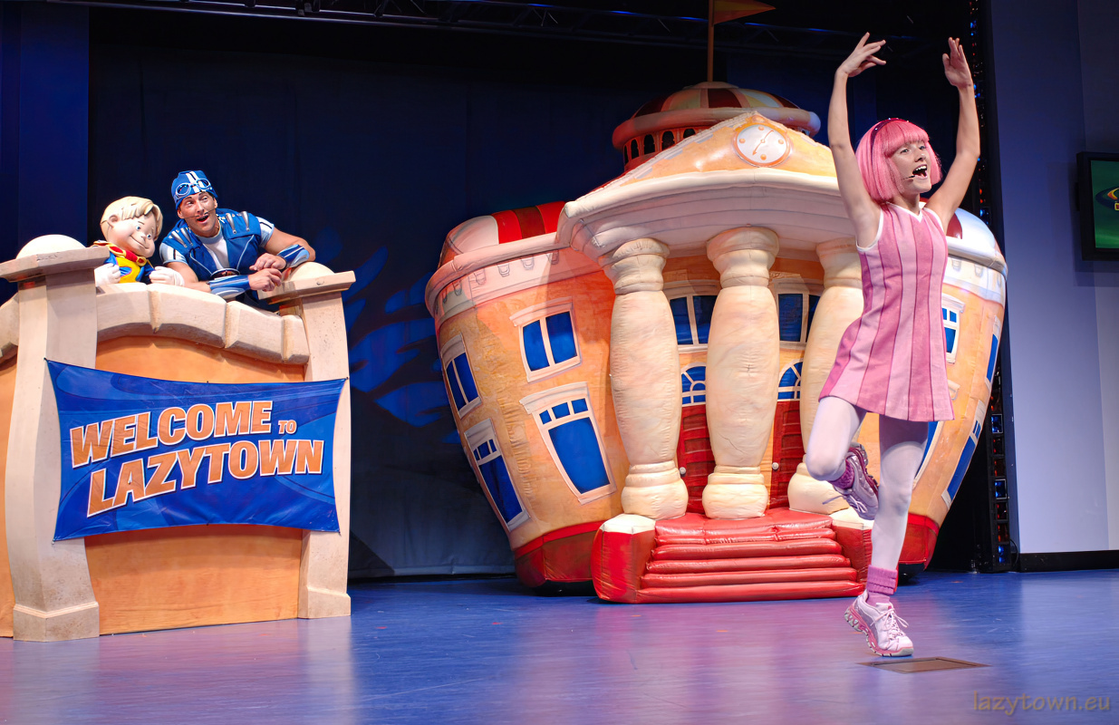 2005 0806 nickelodeon family suites by holiday inn 17