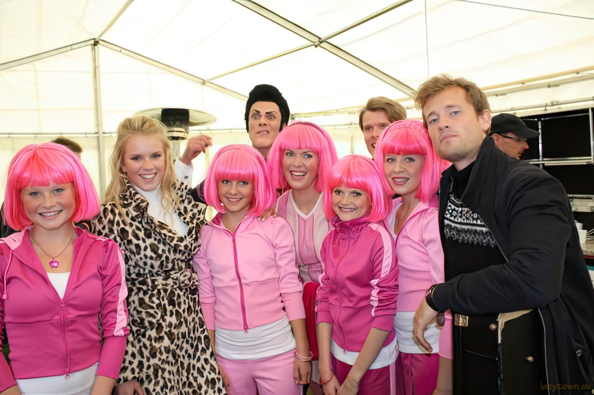 2009 0601 latibaer live show (linda magnus) 02