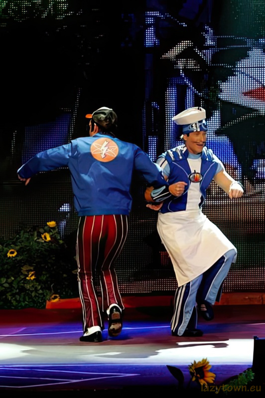 Latabaejarhatid i hollinni festival 11