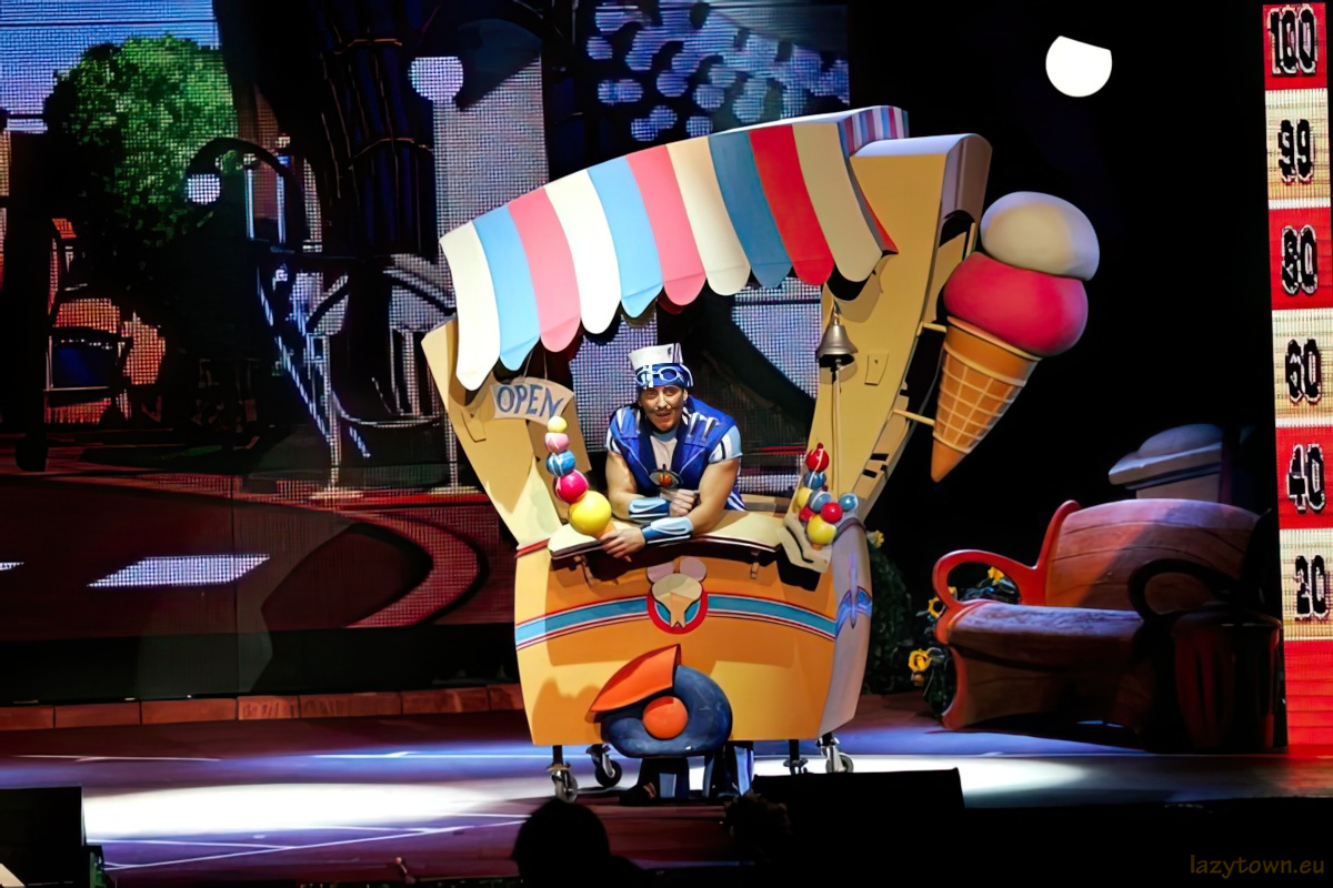 Latabaejarhatid i hollinni festival 16