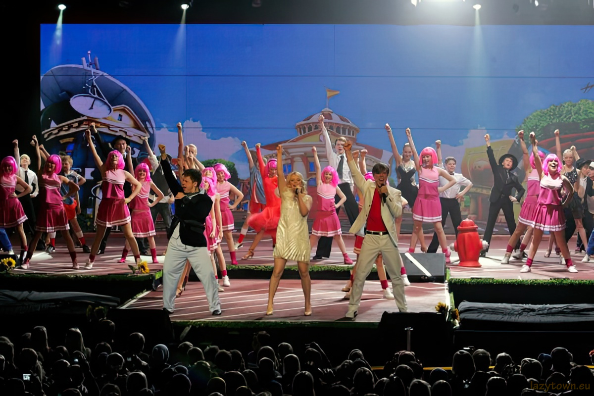 Latabaejarhatid i hollinni festival 18