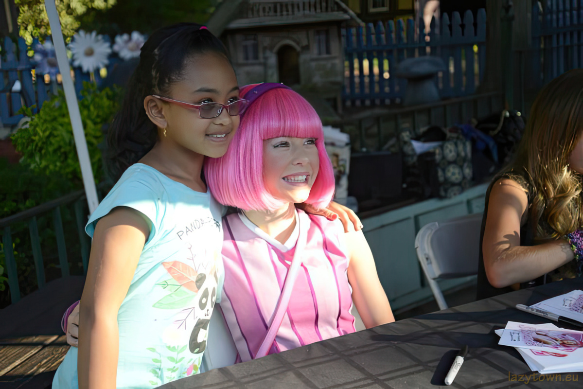 2013 0803 adventureland chloe 18