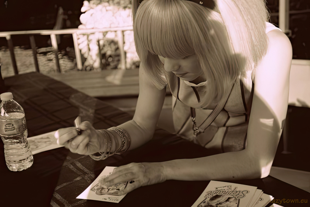 2013 0803 adventureland chloe 21