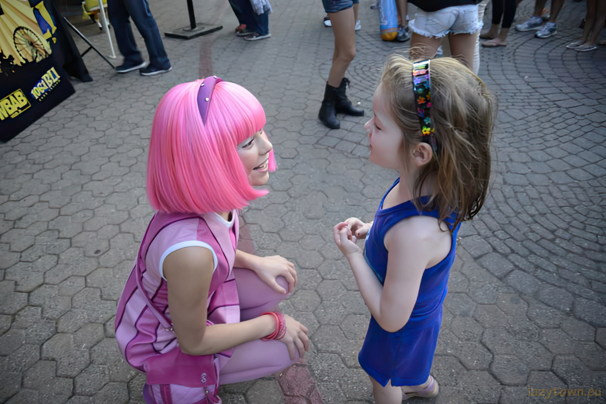 2013 0803 adventureland chloe 23