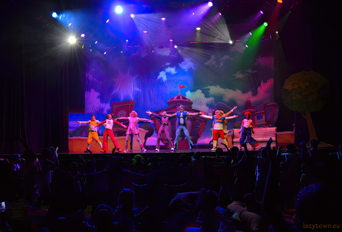 2014 0527 uk live roboticus 15