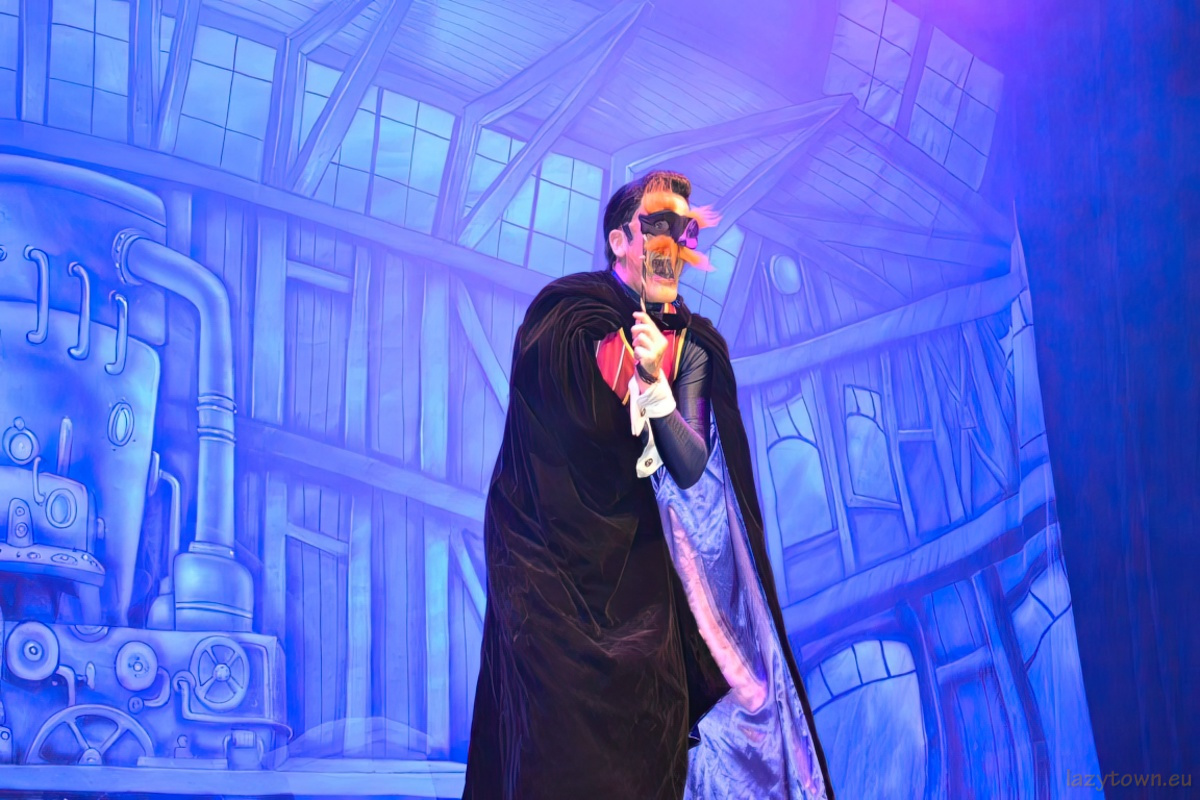 2014 0527 uk live roboticus 23