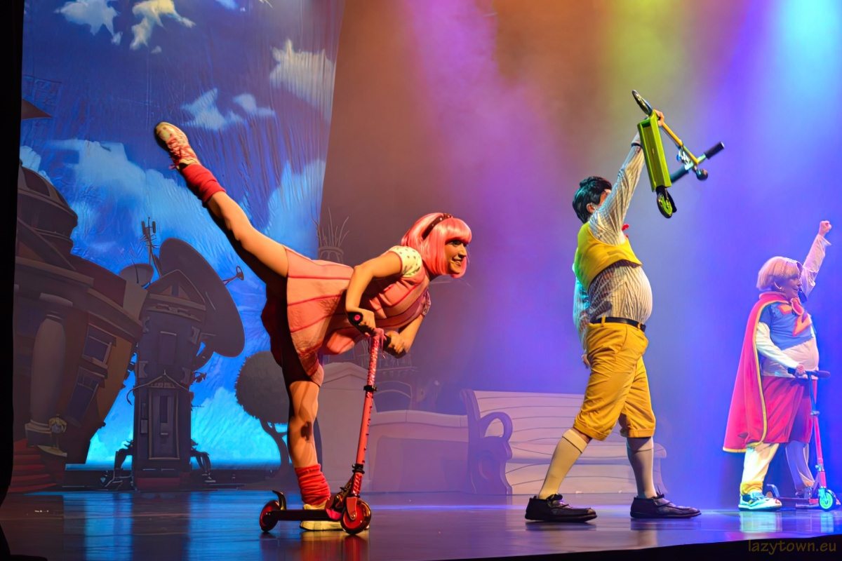 2014 0527 uk live roboticus 24