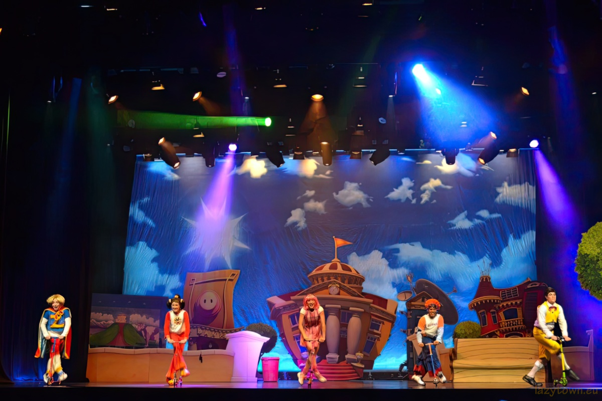 2014 0527 uk live roboticus 46