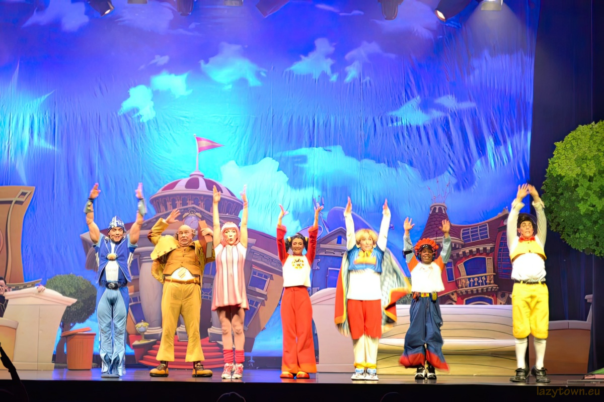 2014 0527 uk live roboticus 5