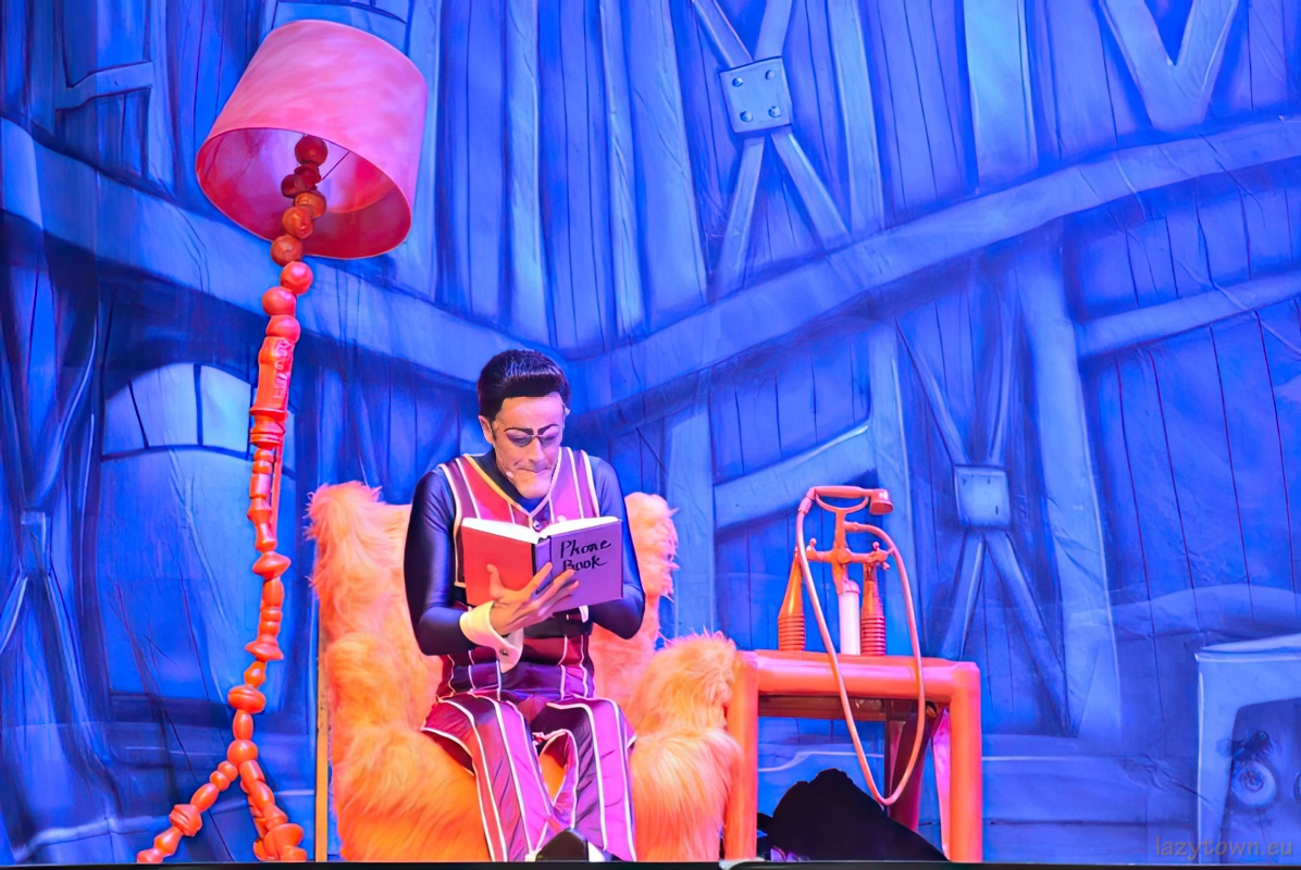 2014 0527 uk live roboticus 51