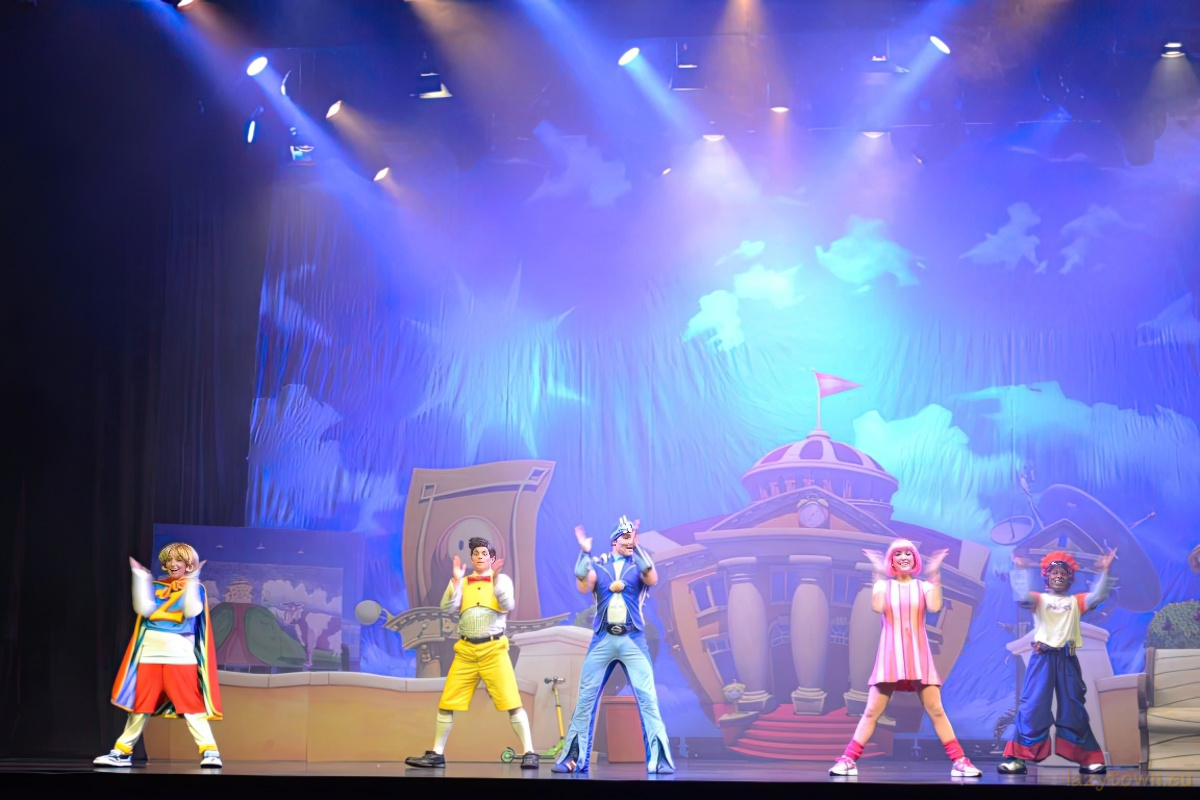 2014 0527 uk live roboticus 57