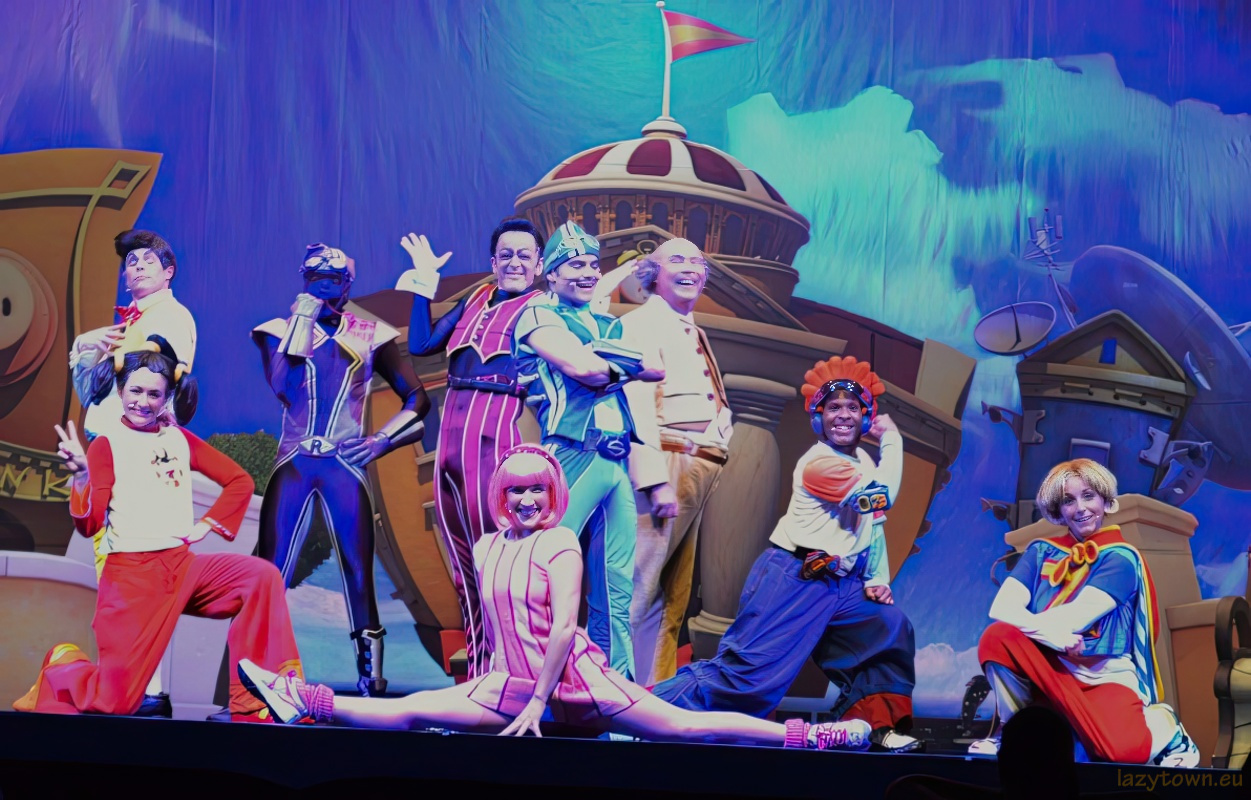 2014 0527 uk live roboticus 6