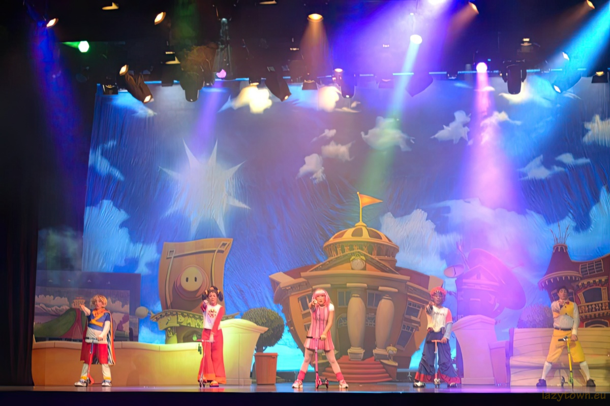 2014 0527 uk live roboticus 67