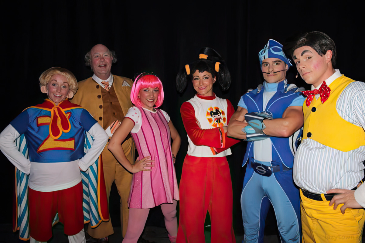 2014 0527 uk live roboticus 80