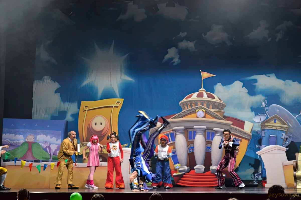 2014 0527 uk live roboticus 83