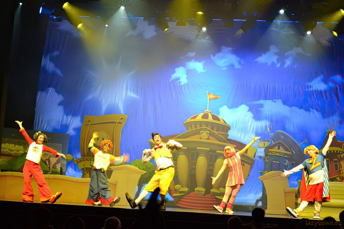 2014 0527 uk live roboticus 85