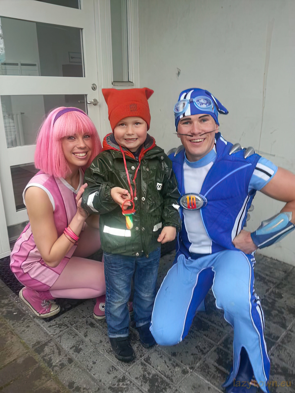 2014 0617 lazytown independence day 04