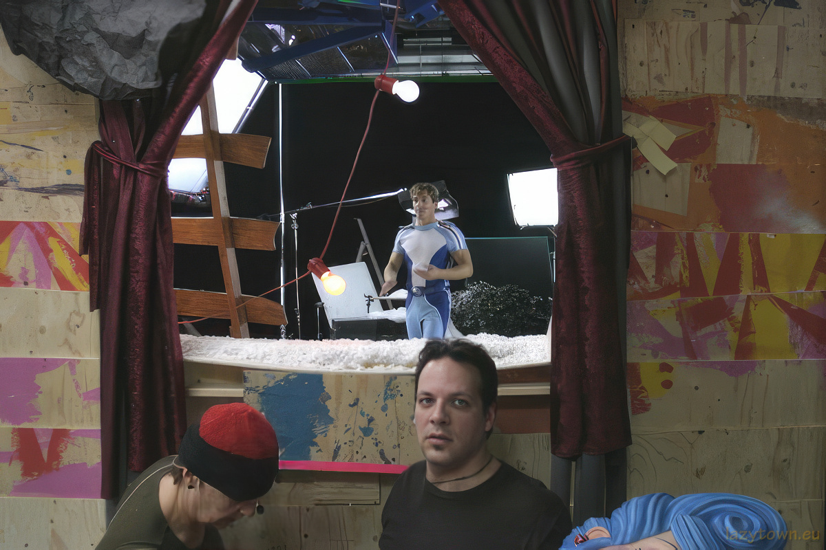 LazyTown's Surprise Santa