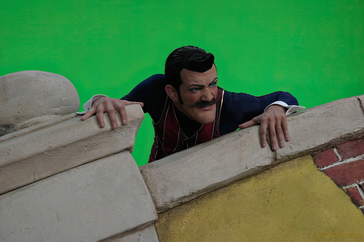 2004 E15 thelaziesttown 005