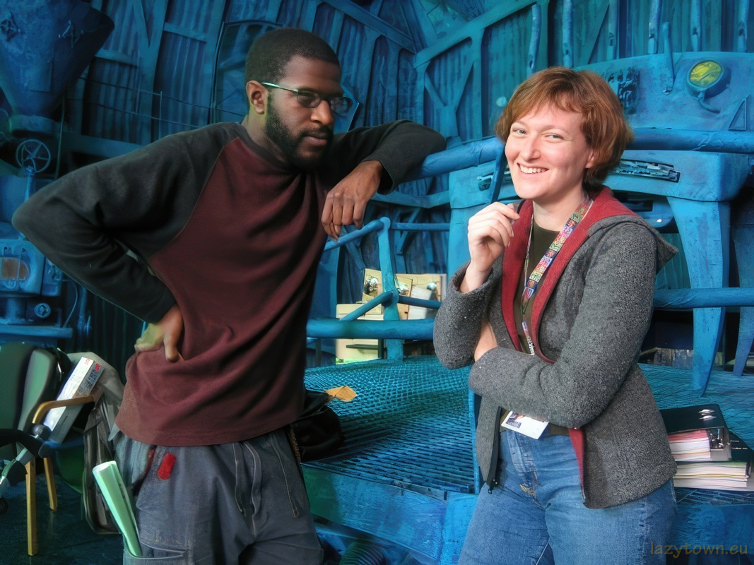 Studio set staff general 009