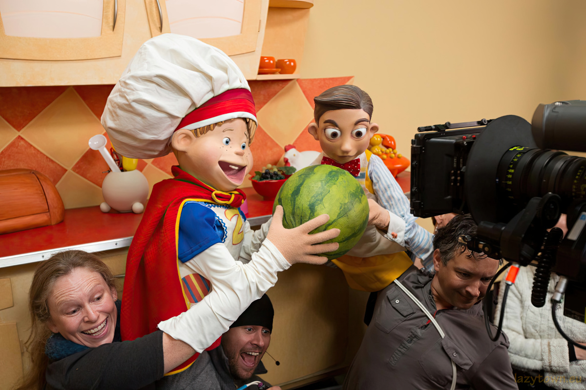 Studio set staff general 078 H800px