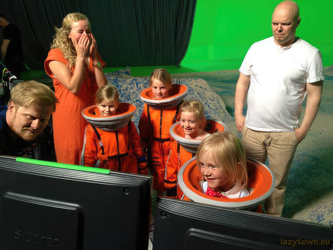 Let's Go To The Moon