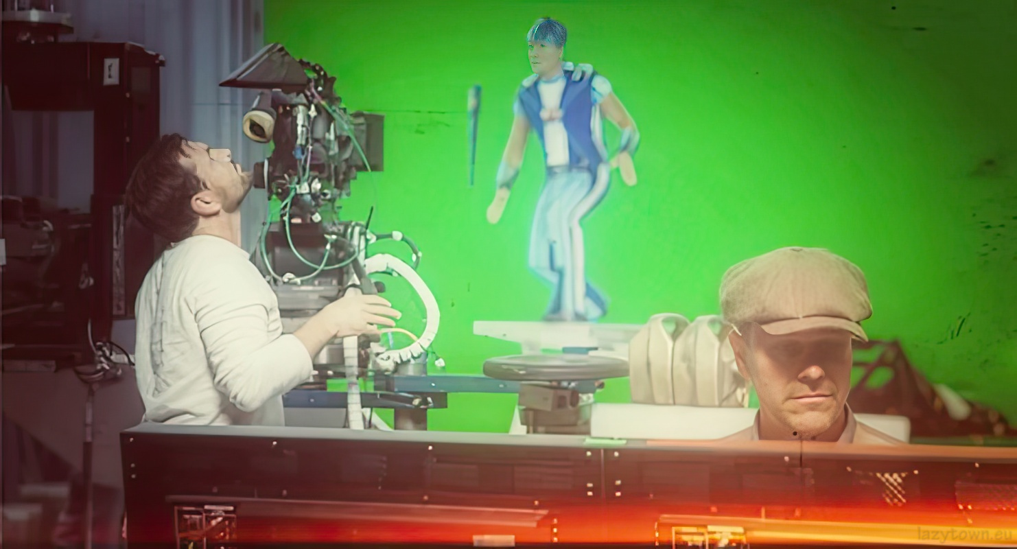 Studio set staff general 093 H800px