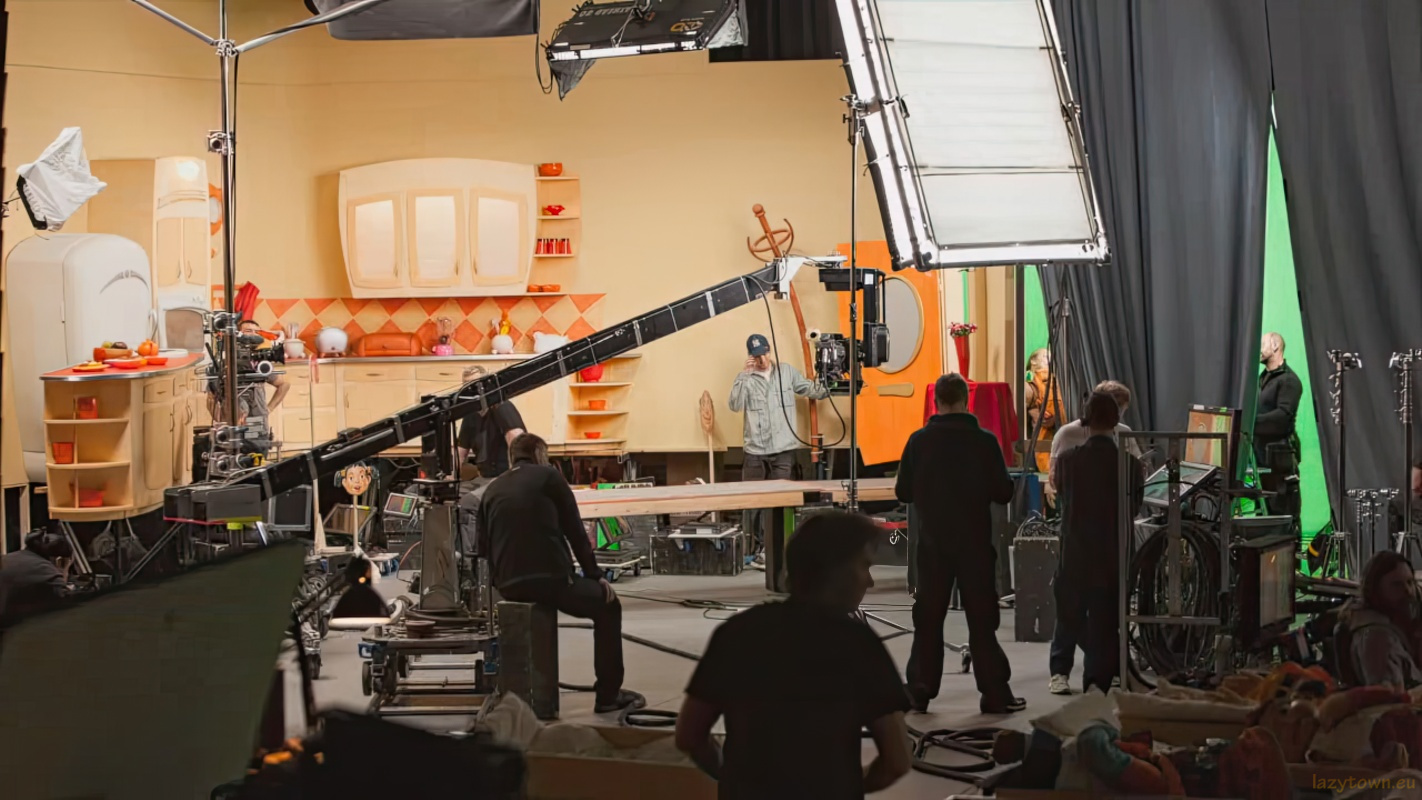 Kitchen Mayor Meanswell