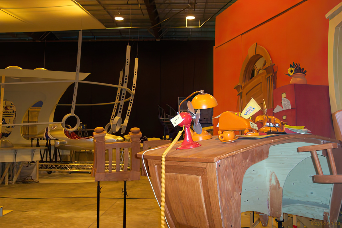 Office Mayor Meanswell