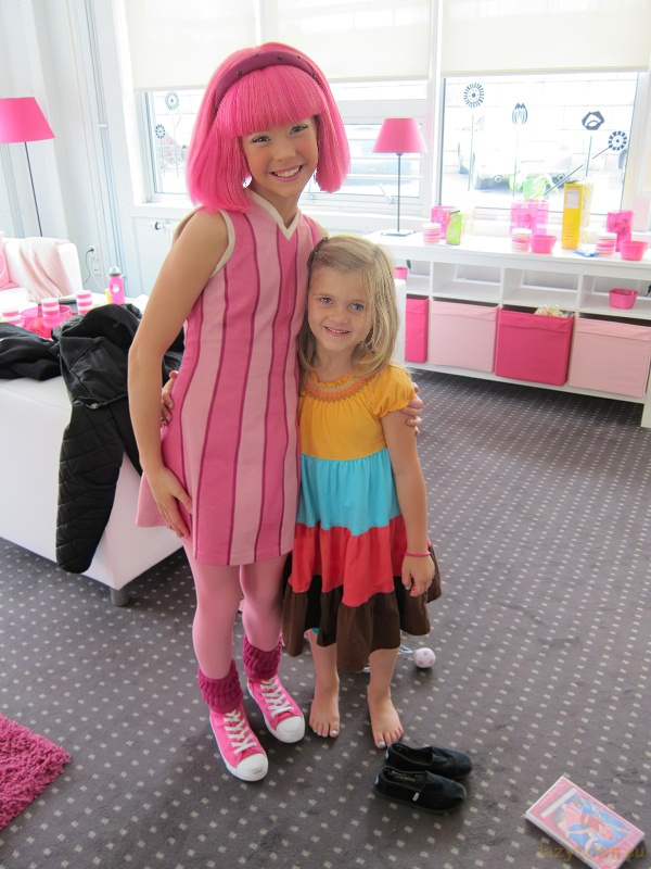 Studio rooms dressing rooms 22