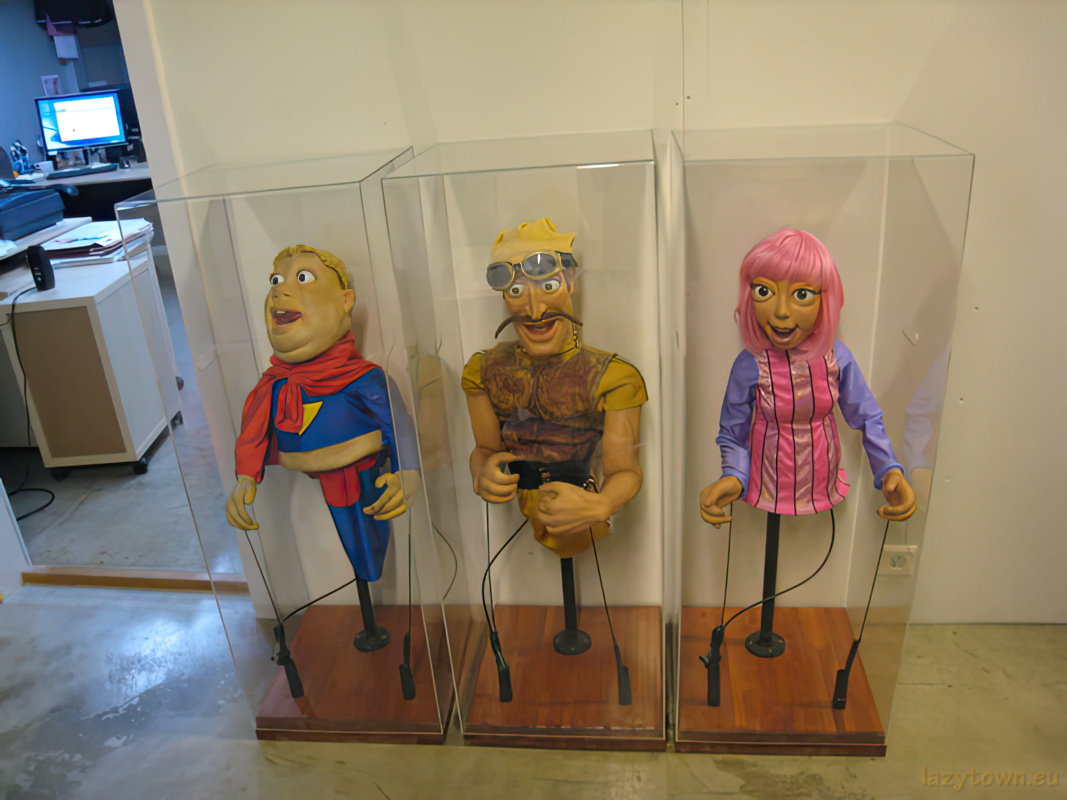 Studio rooms 1 walkways first floor 018