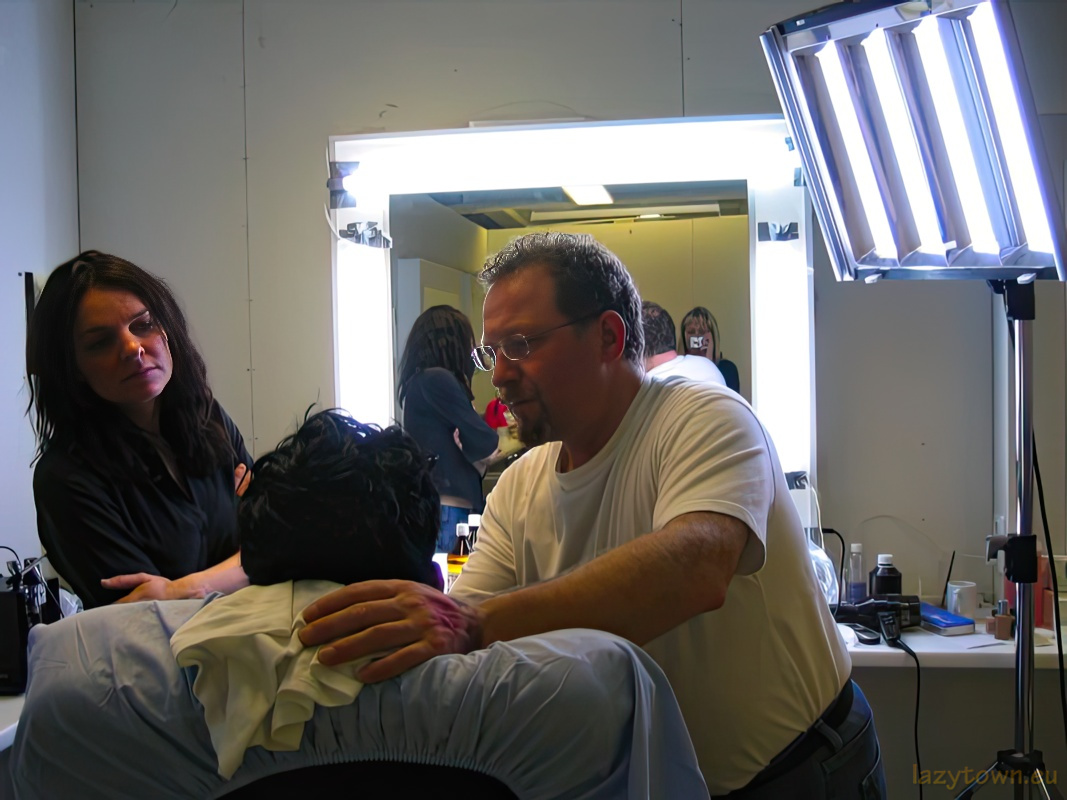 Studio rooms make up n hair 015