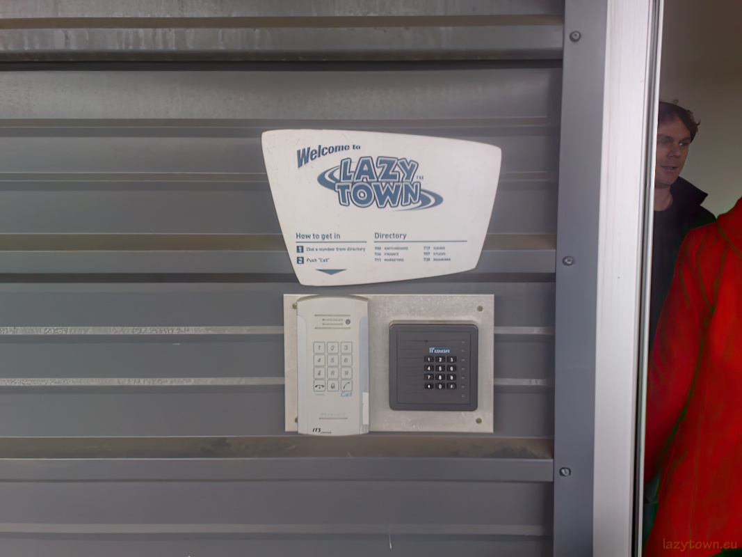 Studio outside view 25